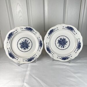 Mayhill Federalist Two Dinner Plates Ironstone Blue White Floral 10.5” 4326
